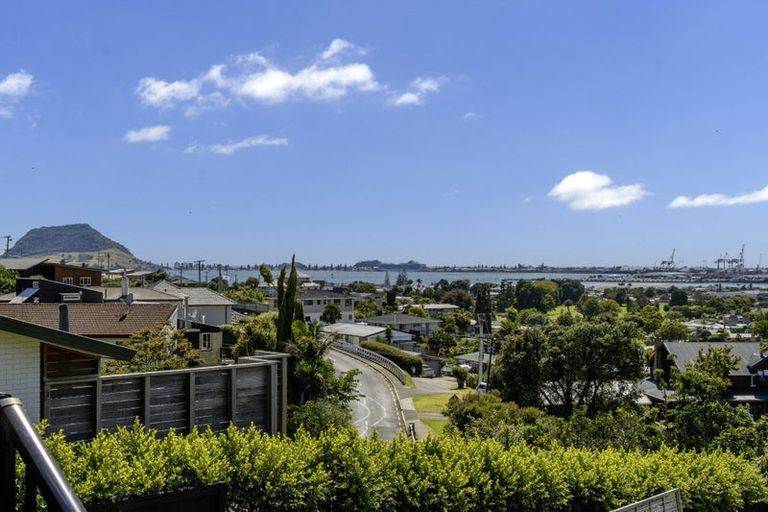 Photo of property in 40 Whitaker Street, Otumoetai, Tauranga, 3110