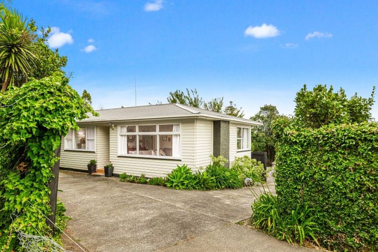 Photo of property in 25 Roseneath Place, Birkdale, Auckland, 0626