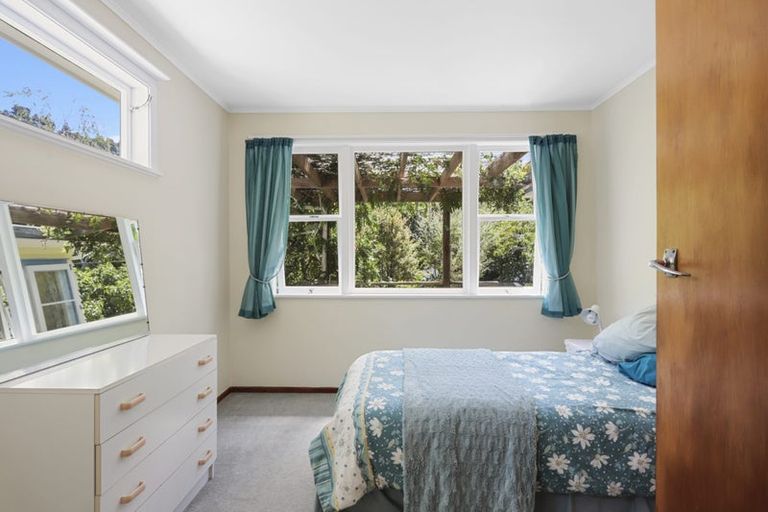 Photo of property in 28 Boylan Road, Titirangi, Auckland, 0604
