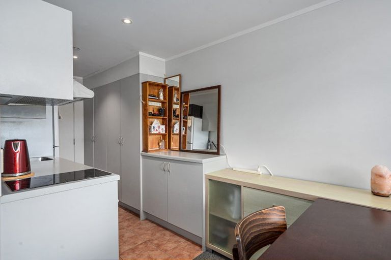 Photo of property in 16b/30 Westward Ho, Glen Eden, Auckland, 0602