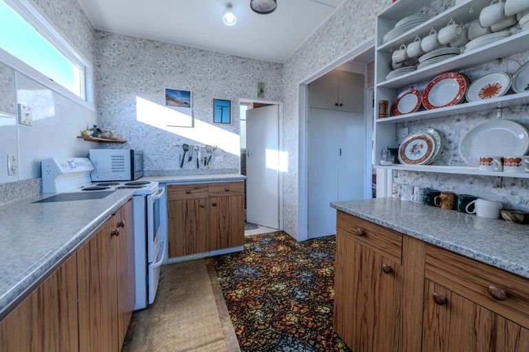 Photo of property in 8 Matai Street, Kaka Point, 9271