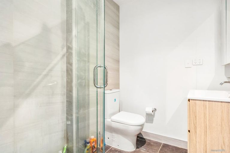 Photo of property in 603/1 Buscomb Avenue, Henderson, Auckland, 0610