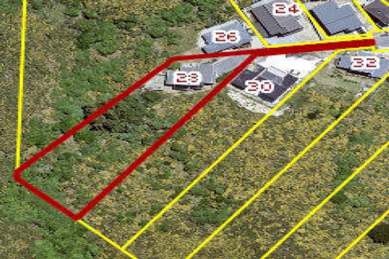 Photo of property in 28 Rarangi Way, Owhiro Bay, Wellington, 6023