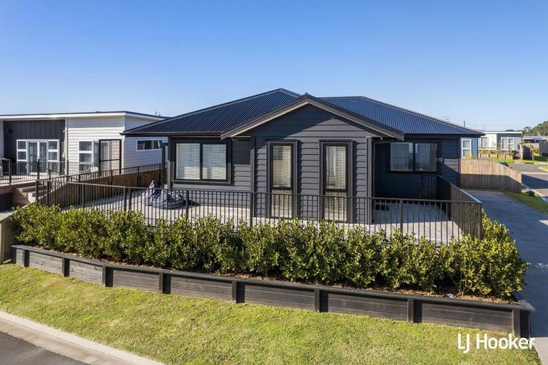 Photo of property in 5 Moet Crescent, Waihi Beach, 3611