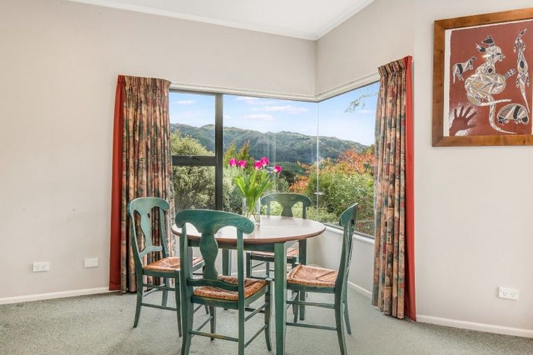 Photo of property in 15a Mahoe Street, Tawa, Wellington, 5028