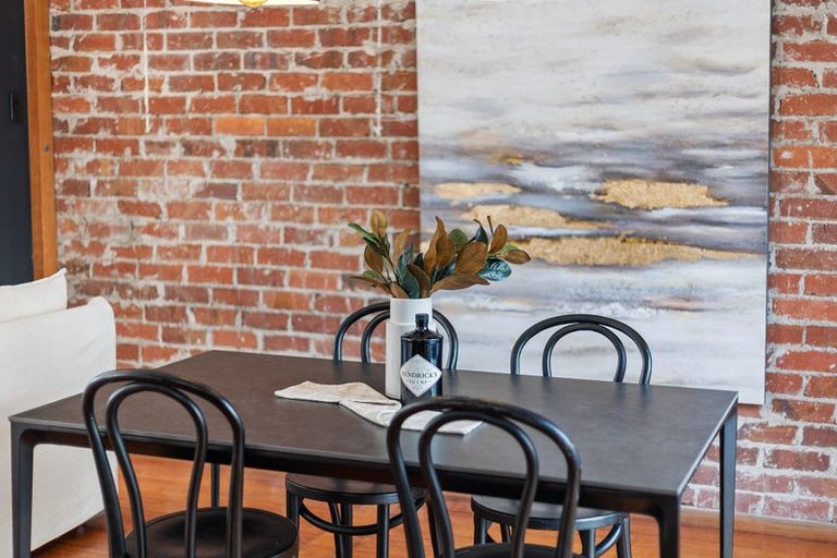 Photo of property in 1092 Great North Road, Point Chevalier, Auckland, 1022