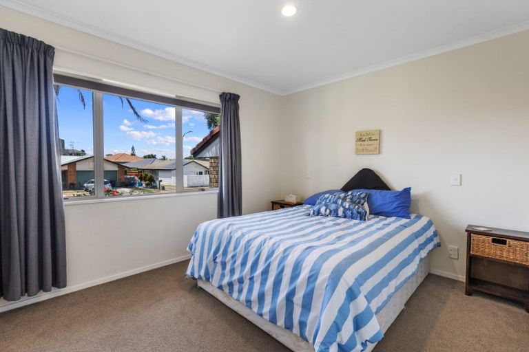 Photo of property in 5 Athena Grove, Papamoa Beach, Papamoa, 3118