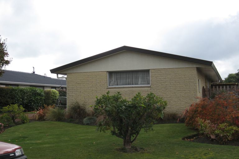 Photo of property in 20 Lodge Place, Ilam, Christchurch, 8041