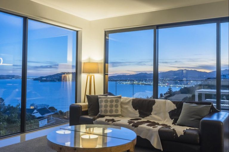 Photo of property in 14 Shalimar Crescent, Khandallah, Wellington, 6035