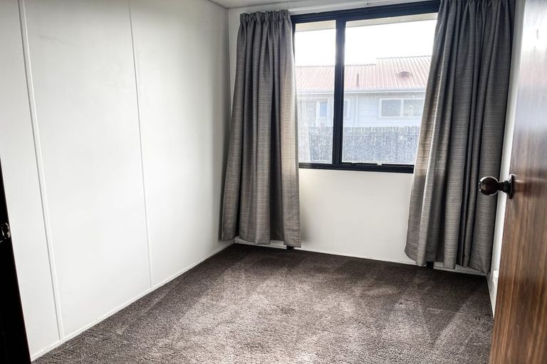 Photo of property in 18 Garland Drive, St Andrews, Hamilton, 3200