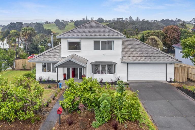 Photo of property in 16 Alec Craig Way, Gulf Harbour, Whangaparaoa, 0930