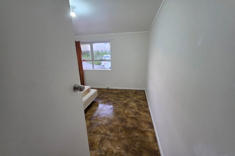 Photo of property in 30b Estuary Road, Weymouth, Auckland, 2103