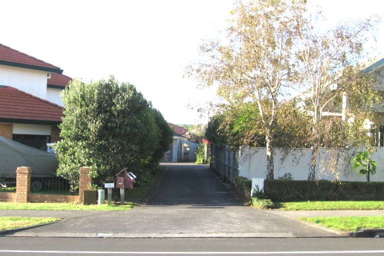 Photo of property in 10 Jane Eyre Drive, Somerville, Auckland, 2014