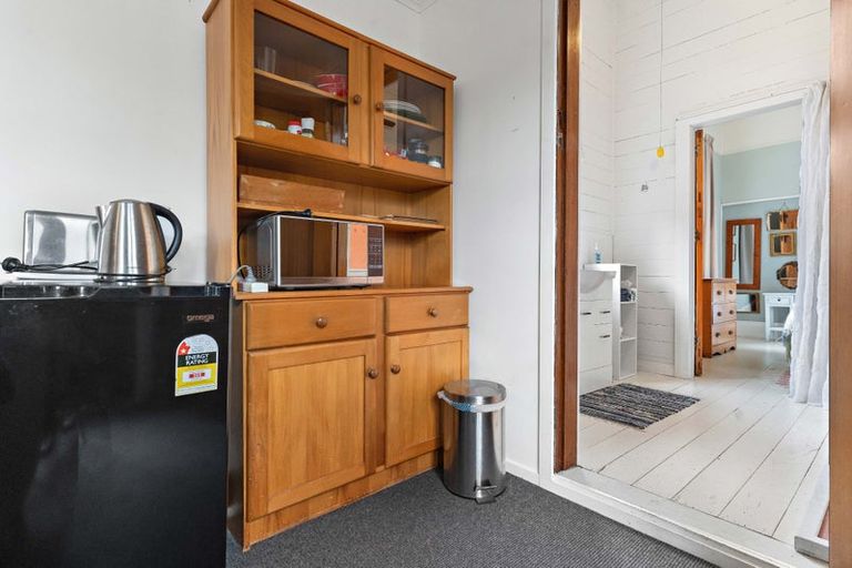 Photo of property in 270 High Street North, Carterton, 5713