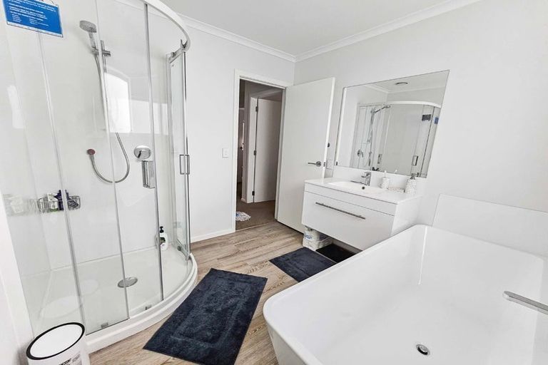 Photo of property in 137a Wellington Road, Wainuiomata, Lower Hutt, 5014