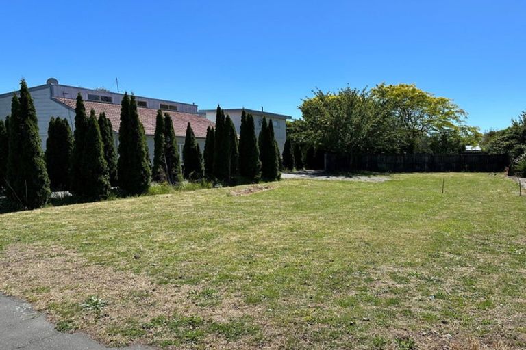 Photo of property in 122 Wairakei Road, Bryndwr, Christchurch, 8053