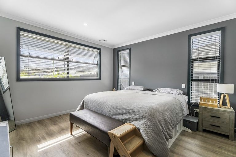 Photo of property in 41 Couldrey Crescent, Red Beach, 0932