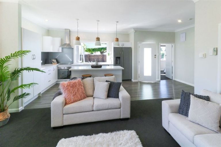 Photo of property in 15 Peachgrove Road, Hamilton East, Hamilton, 3216