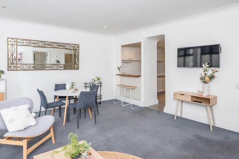 Photo of property in Kelvin House, 1e/16 The Terrace, Wellington Central, Wellington, 6011