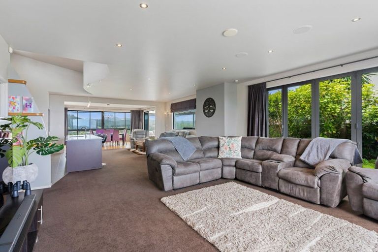 Photo of property in 114 Te Pamahue Drive, Whangamata, 3620