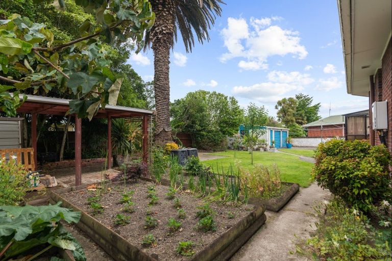Photo of property in 5 Tingey Place, Awapuni, Palmerston North, 4412
