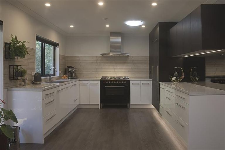 Photo of property in 56 Awanui Drive, Waikanae, 5036