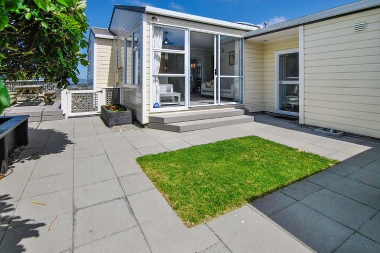 Photo of property in 5 Gavaskar Place, Khandallah, Wellington, 6035