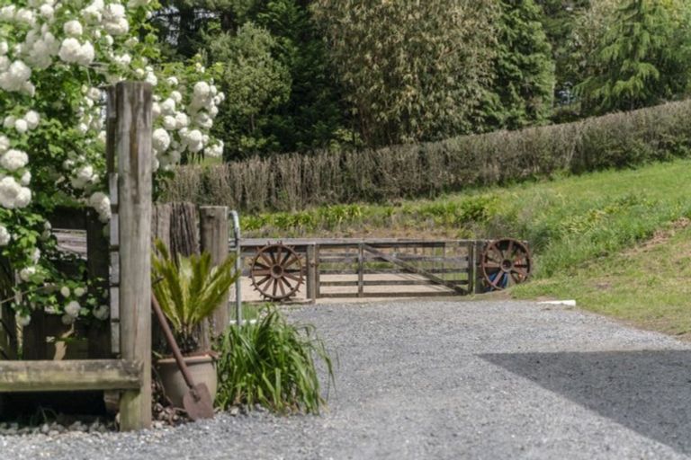 Photo of property in 24 Robertson Road, Whatawhata, Hamilton, 3289