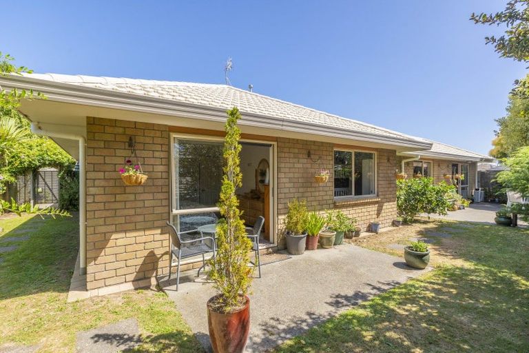 Photo of property in 66 Awatea Avenue, Paraparaumu, 5032