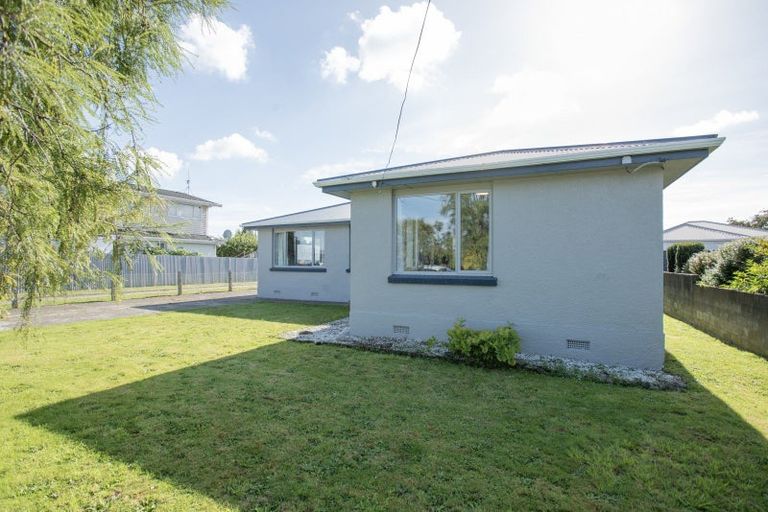 Photo of property in 71 Stuart Street, Hawthorndale, Invercargill, 9810