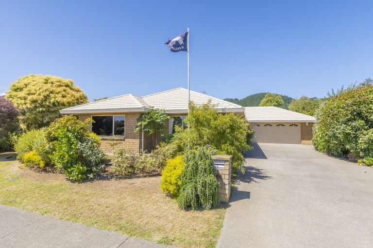 Photo of property in 66 Awatea Avenue, Paraparaumu, 5032