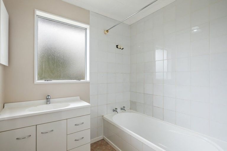 Photo of property in 33 Tuiti Street, Hokio Beach, Levin, 5571