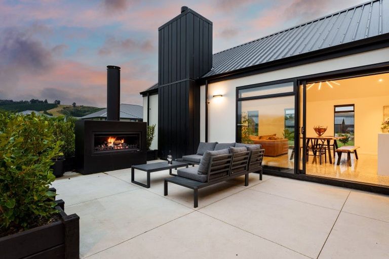 Photo of property in 11 Three Kings Court, Outram, 9019