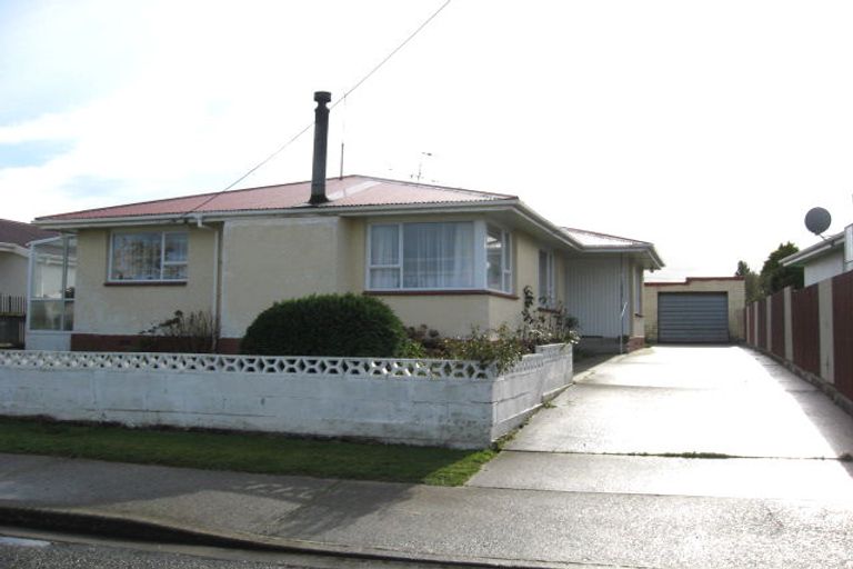 Photo of property in 135 Edinburgh Crescent, Waikiwi, Invercargill, 9810