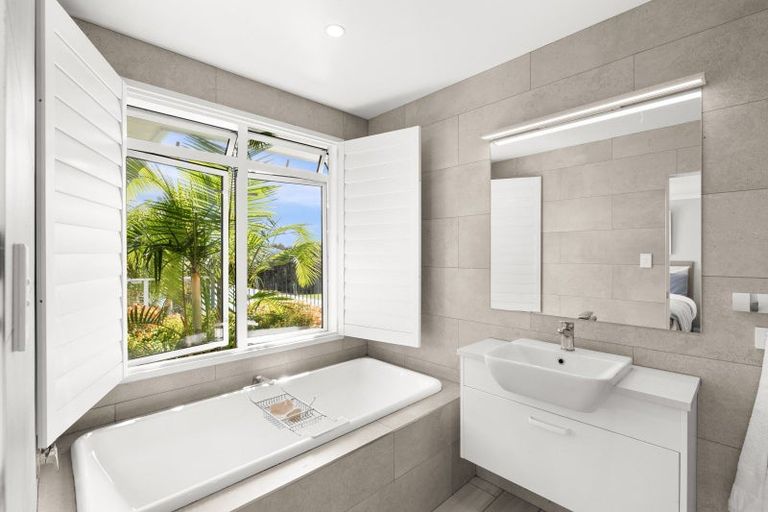 Photo of property in 33 Rua Road, Mangawhai, 0573