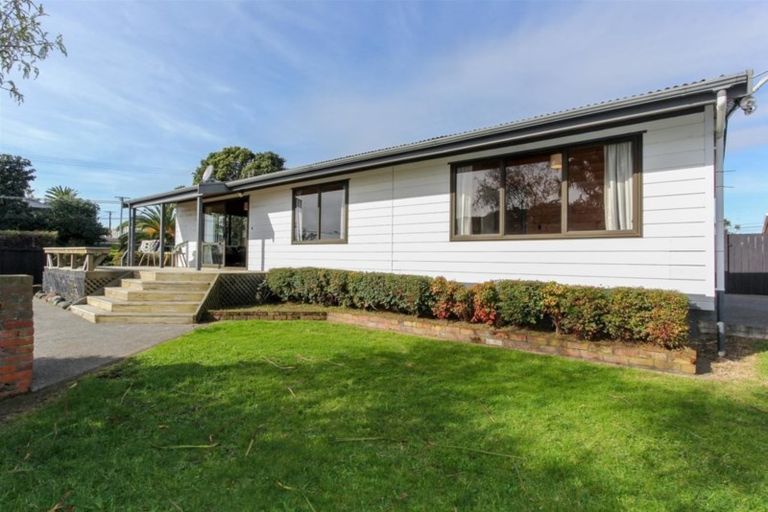 Photo of property in 28 Fitzroy Road, Fitzroy, New Plymouth, 4312