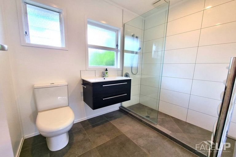 Photo of property in 4/766 Beach Road, Browns Bay, Auckland, 0630