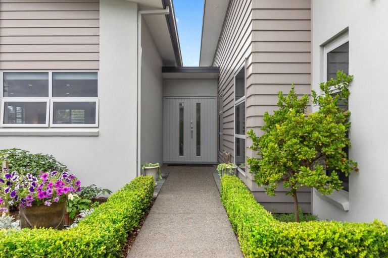 Photo of property in 22 Oceania Sands Way, Papamoa Beach, Papamoa, 3118