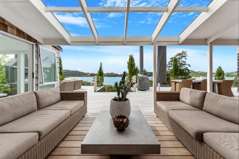 Photo of property in 9 Young Street, Mahurangi East, Warkworth, 0982