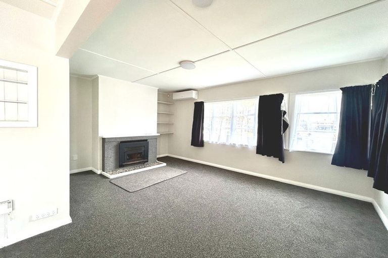 Photo of property in 18 Wallace Crescent, Glenholme, Rotorua, 3010