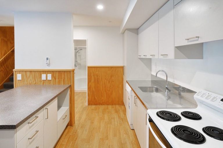 Photo of property in 17c Athol Terrace, Upper Riccarton, Christchurch, 8041