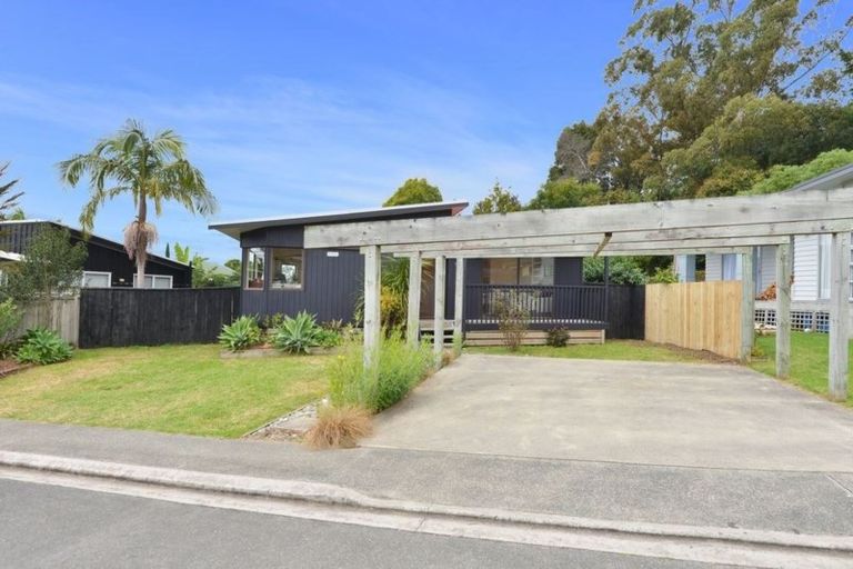 Photo of property in 72a Beach Road, Onerahi, Whangarei, 0110