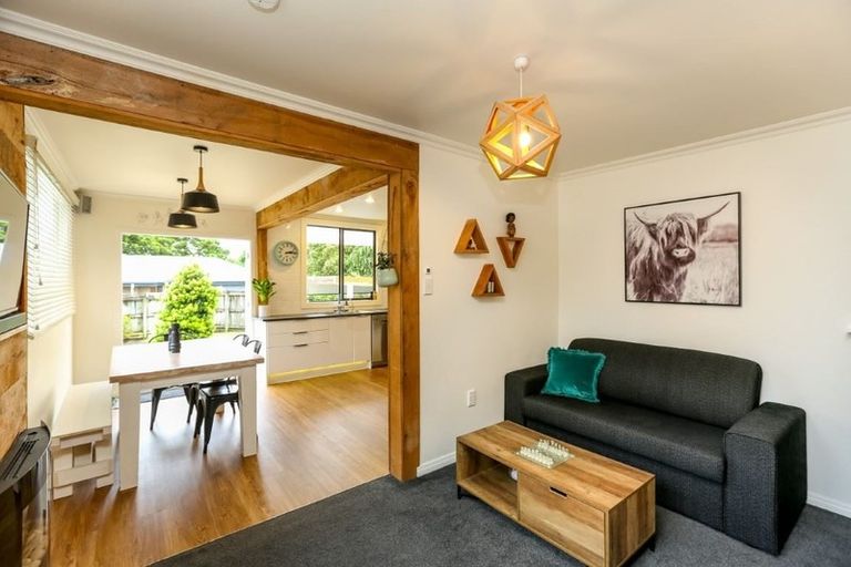 Photo of property in 525 Mangorei Road, Highlands Park, New Plymouth, 4312
