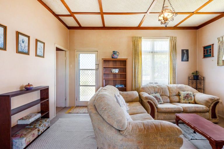 Photo of property in 95 Avondale Road, Greenmeadows, Napier, 4112