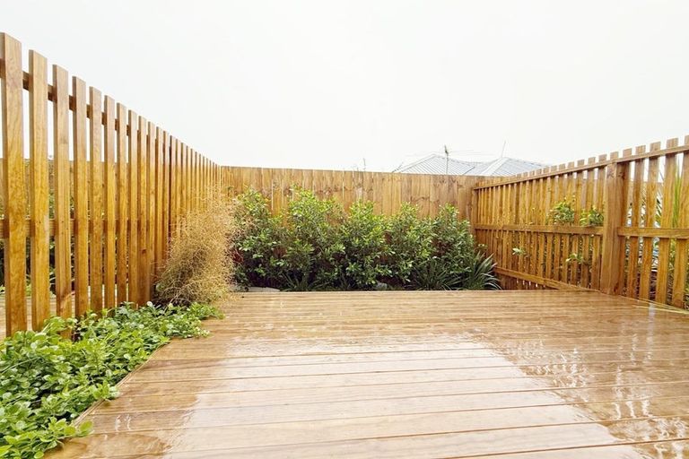 Photo of property in 1/46 Normandy Place, Henderson, Auckland, 0610