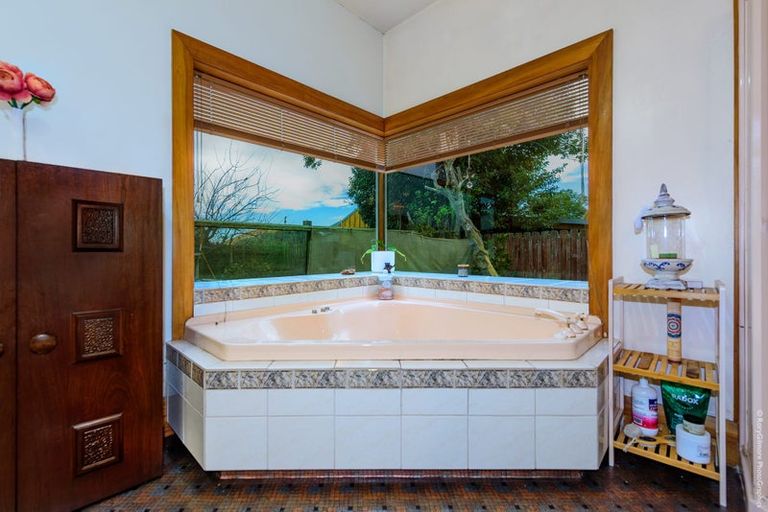 Photo of property in 74 Sneyd Street, Kaiapoi, 7630