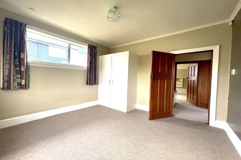 Photo of property in 10 Peverel Street, Riccarton, Christchurch, 8011