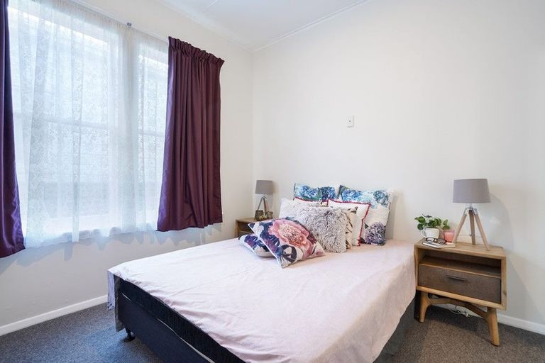 Photo of property in 375 College Street, Hokowhitu, Palmerston North, 4410