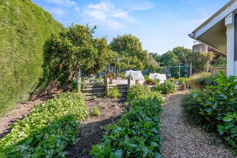 Photo of property in 126 Marine Drive, Diamond Harbour, Lyttelton, 8971