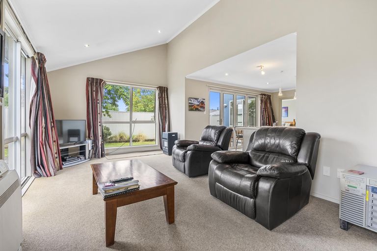 Photo of property in 25 Omahau Crescent, Twizel, 7901